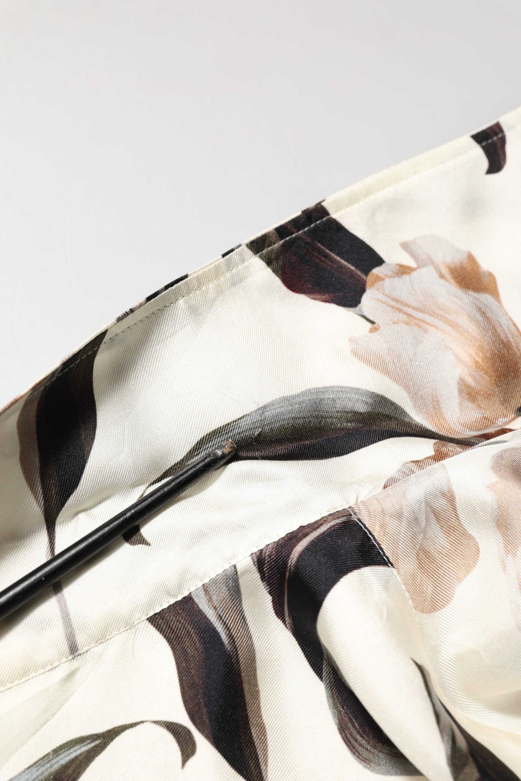 Beige Tulip Print Silk Short Sleeves Shirt
