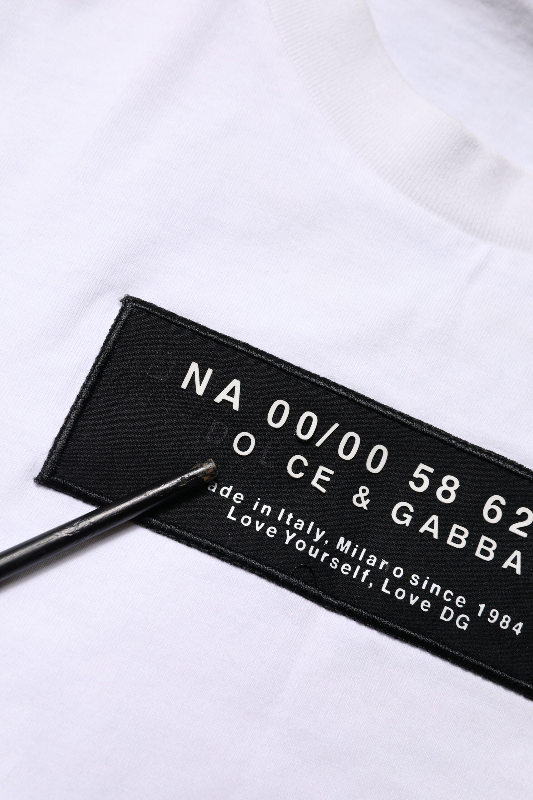 White Cotton Logo Patch Crew Neck T-shirt